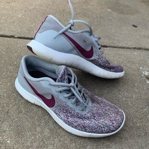 Nike Flex Contact size 9